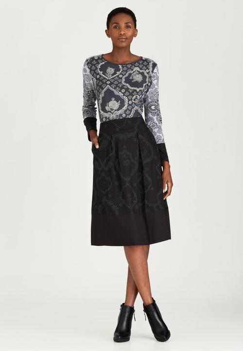 Maya Prass - Sizani Swing Skirt Black