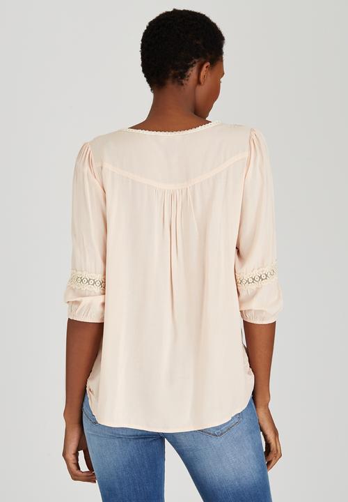 Suzanne Betro - Lace Trim Tunic Top Pale Pink