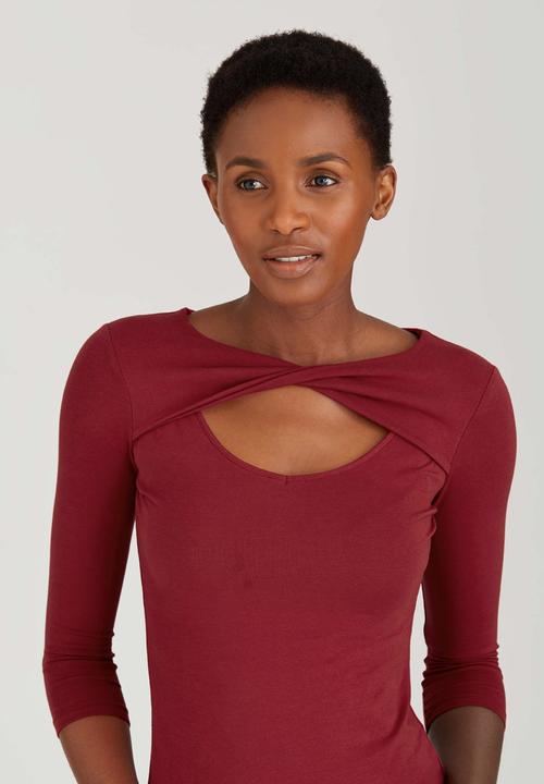 GUESS - Keyhole Top Red