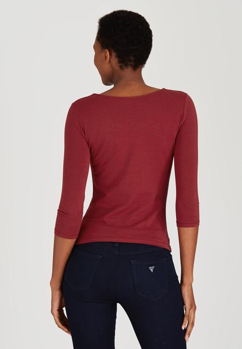 GUESS - Keyhole Top Red