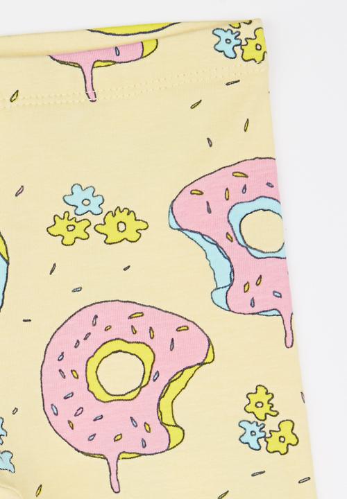Soobe - Printed Leggings Multi-colour