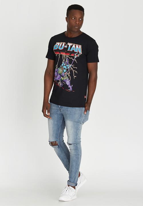 Butan - Motu Sangoma Print Tshirt  Black