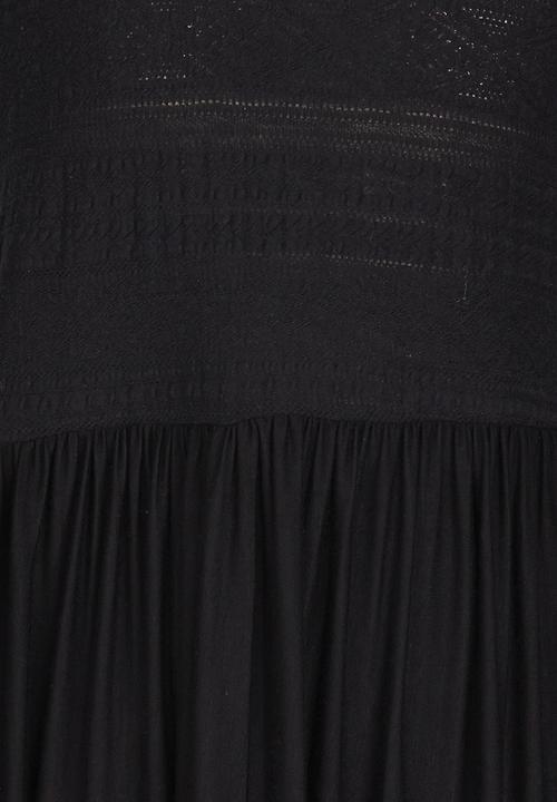 Rebel Republic - Cap Sleeve Dress Black
