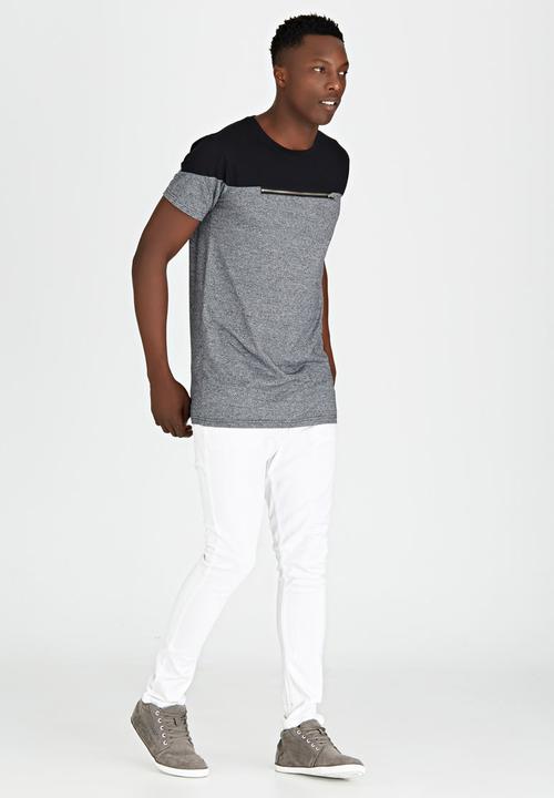 Brave Soul - Eclipse Crew Neck T-Shirt with Zip Detail Grey