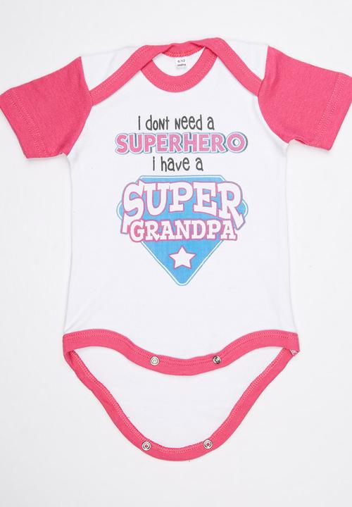 Funky Shop - Short Sleeve I Dont Need A Super Hero I Have A Sup Mid Pink