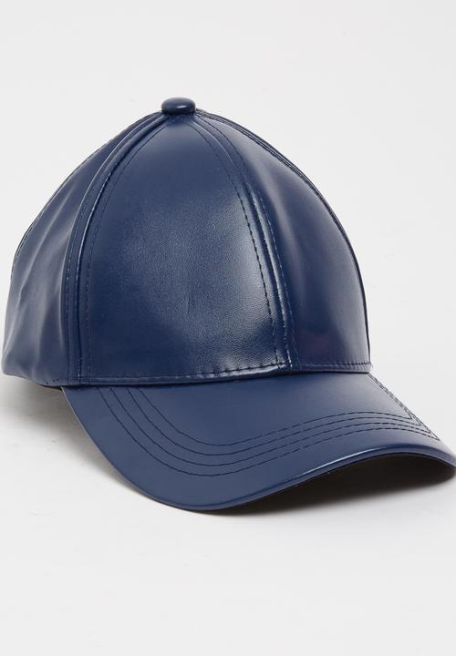 leather look baseball cap