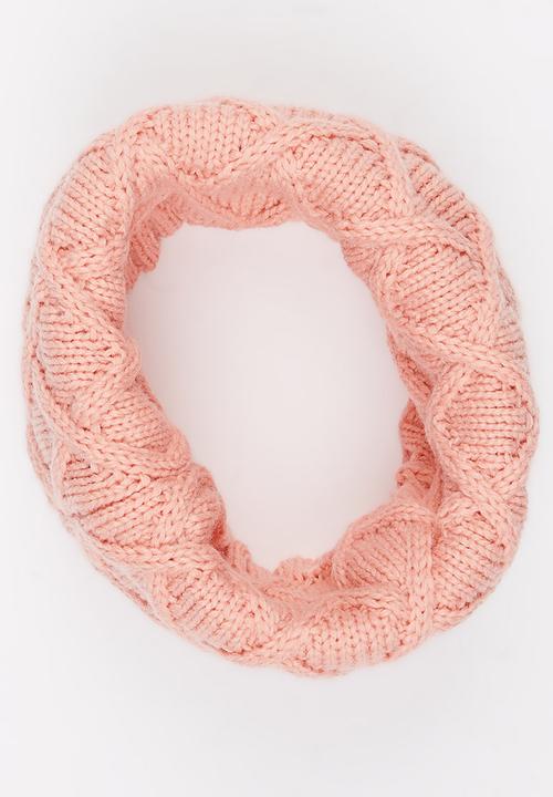 Pop Candy - Knitted Snood Pale Pink