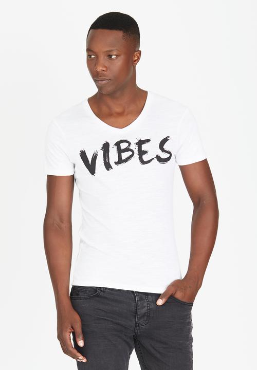 STYLE REPUBLIC - Short Sleeve V-Neck T-Shirt White