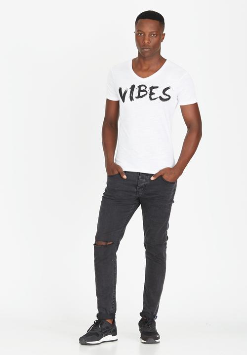 STYLE REPUBLIC - Short Sleeve V-Neck T-Shirt White