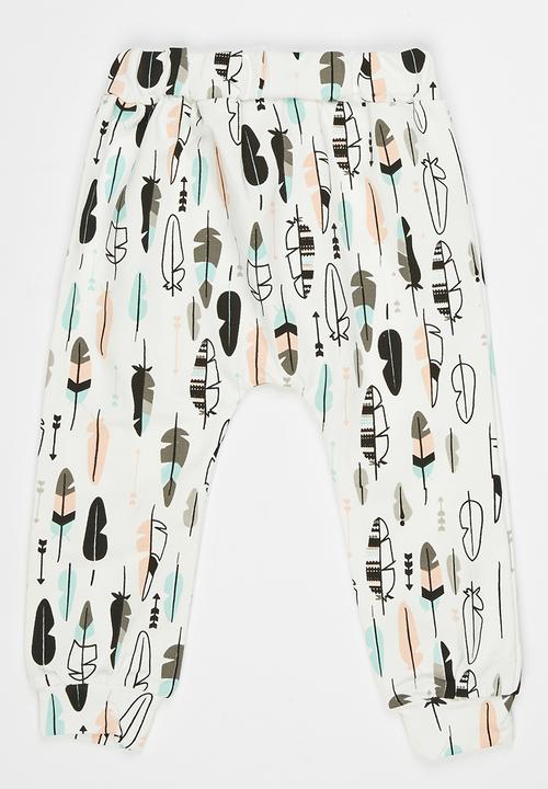 Pop Candy - Printed Leggings (Feathers) Multi-colour