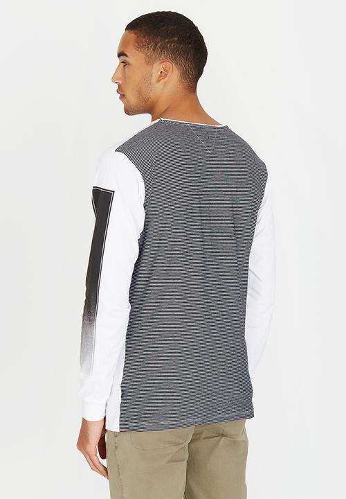 Deacon - Dark Tshirt White