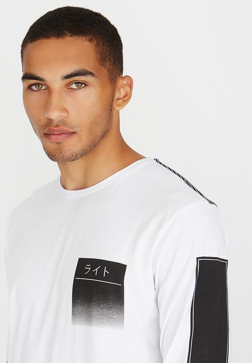 Deacon - Dark Tshirt White