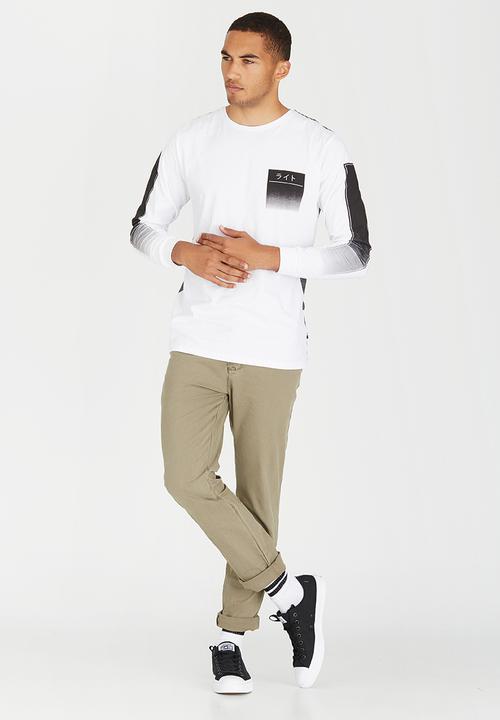 Deacon - Dark Tshirt White