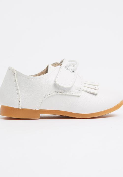 Pop Candy - Fringed Oxford Shoe White