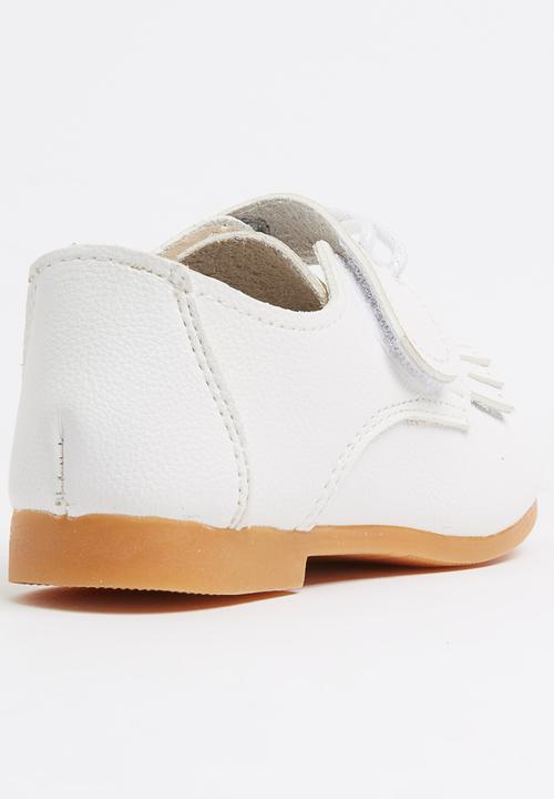 Pop Candy - Fringed Oxford Shoe White