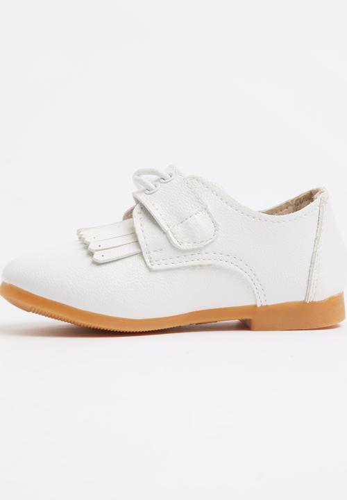 Pop Candy - Fringed Oxford Shoe White