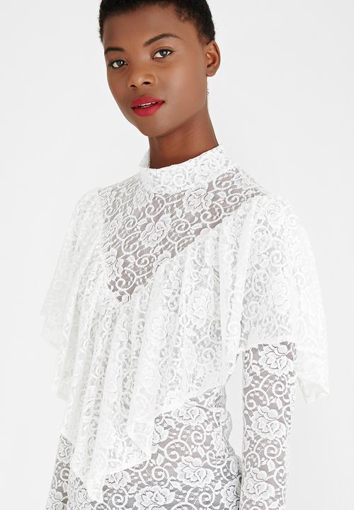 STYLE REPUBLIC - Lace Frill Top Cream