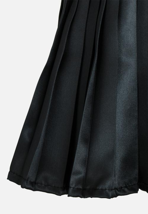 See-Saw - Pleated Skirt Black