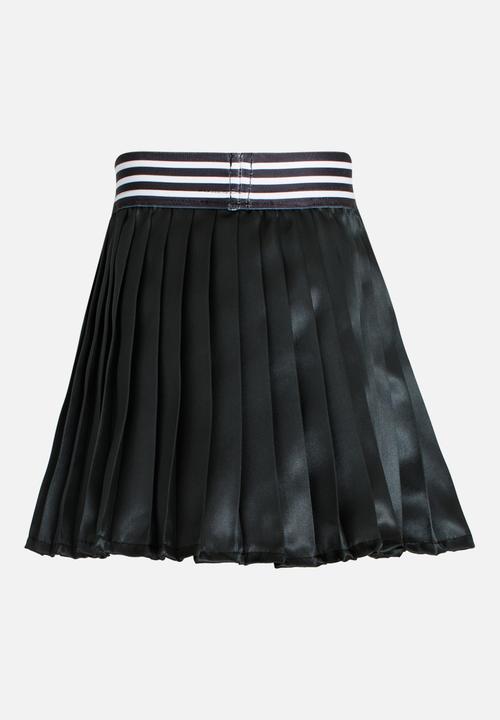 See-Saw - Pleated Skirt Black
