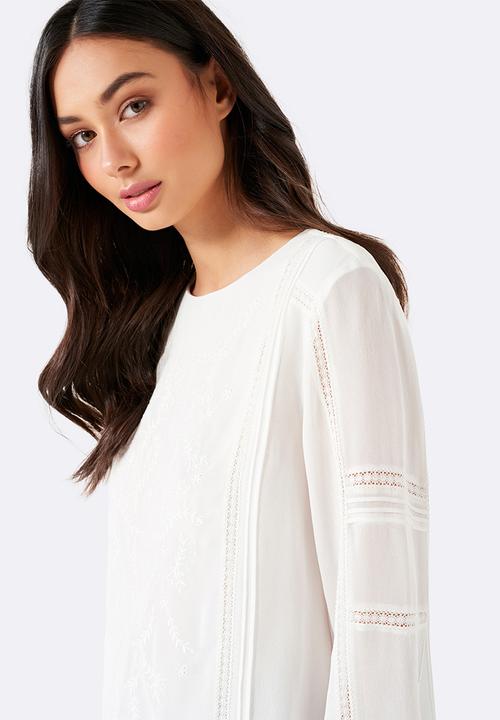 Forever New (Spree) - Christina Embroidered Blouse Cream