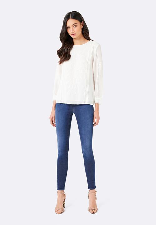 Forever New (Spree) - Christina Embroidered Blouse Cream