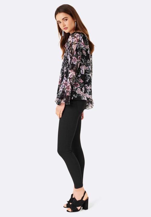 Forever New (Spree) - Donna Lace Trim Puff Sleeve Top Black