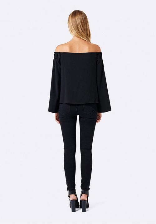 Forever New (Spree) - Issy Off Shoulder Flare Sleeve Top Black