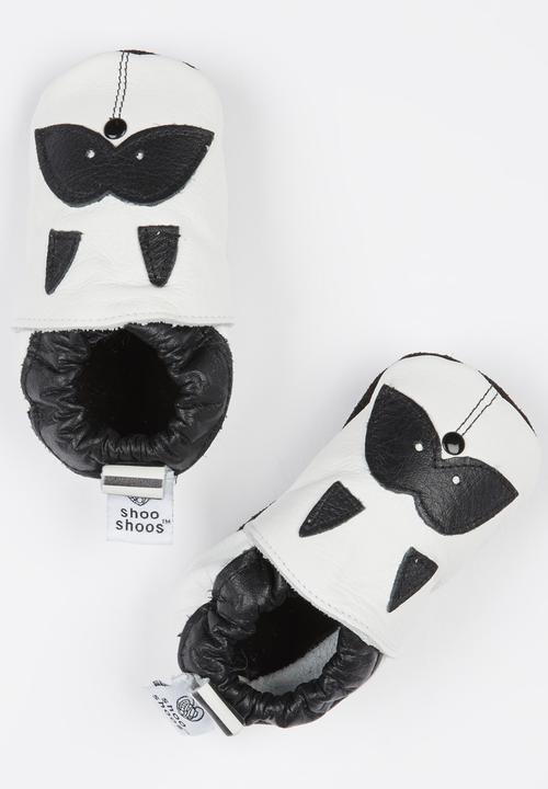 shooshoos - Bandit Black and White