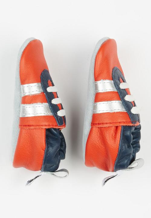 shooshoos - Cody Red