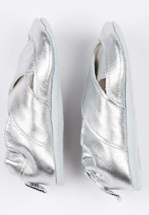 shooshoos - Charlotte Silver