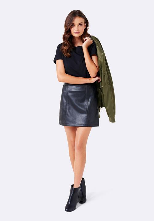 Forever New (Spree) - Mia Panelled Leather Look Mini Skirt Black