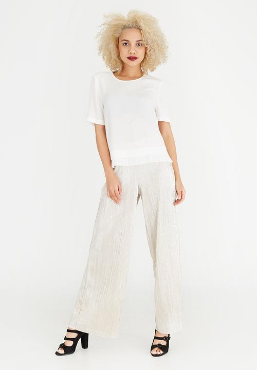 ONLY - Lea Pleat Detail Top White