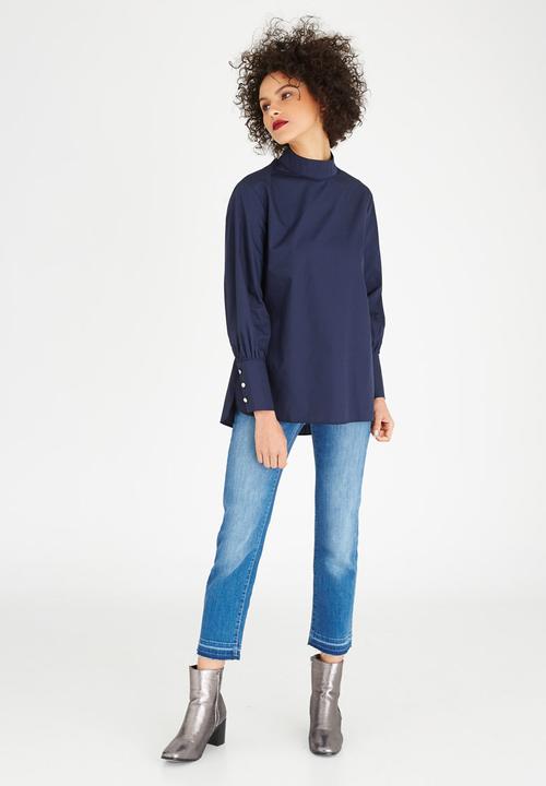 STYLE REPUBLIC - Structured Blouse Navy