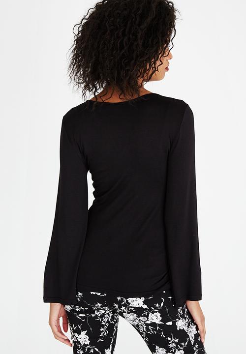 edit - Volume Sleeve Top with Keyhole Black