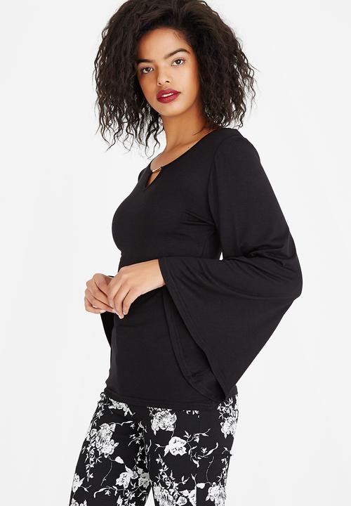 edit - Volume Sleeve Top with Keyhole Black