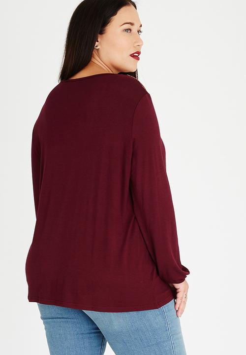 STYLE REPUBLIC PLUS - Embroidered Blouse Burgundy