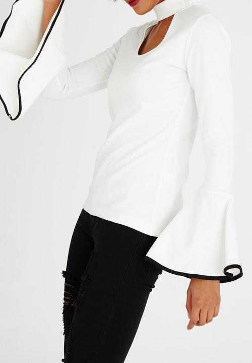 STYLE REPUBLIC - Bell Sleeve Top White