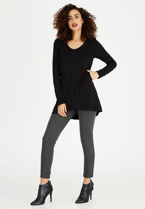 edit - V-neck Tunic Black