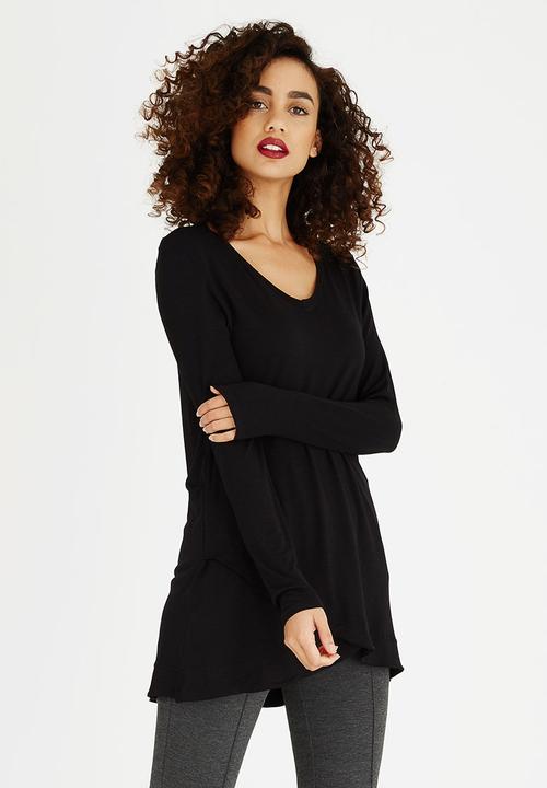 edit - V-neck Tunic Black