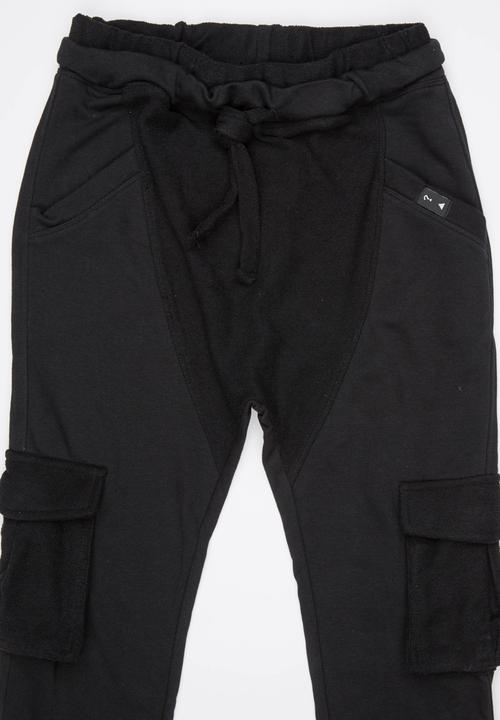 GUESS - Drop Crotch Cargo Pant Black