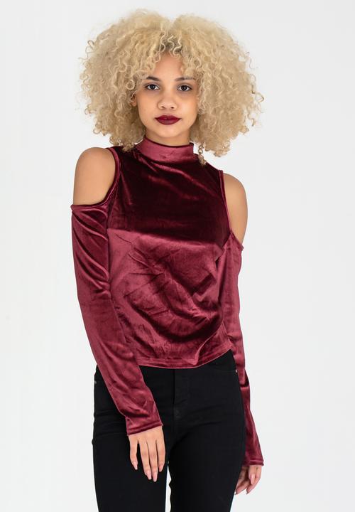 c(inch) - High Neck Cold Shoulder Top Burgundy