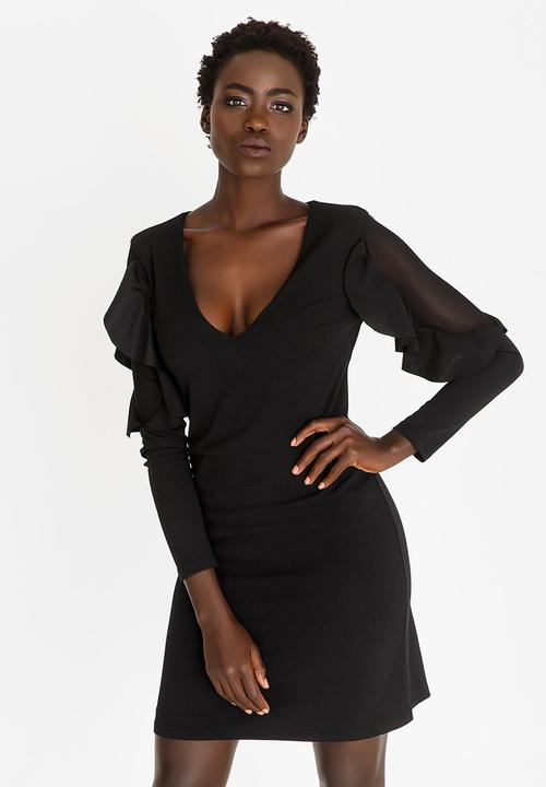 c(inch) - Sleeve Detail Dress Black