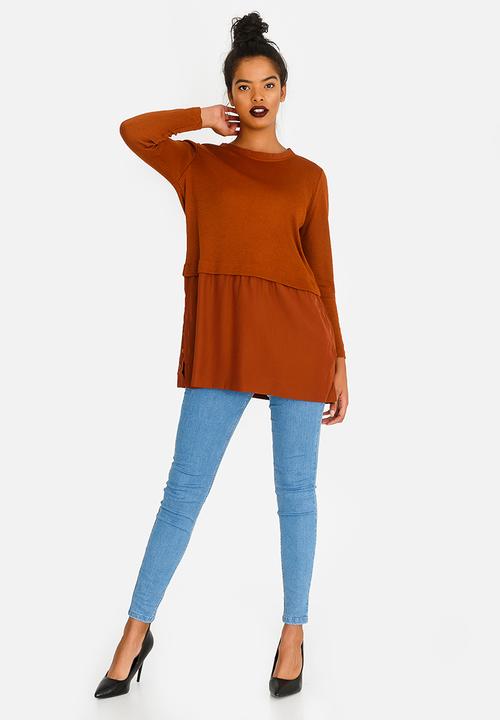 G Couture - Shimmer Detail Top with Buttons Rust