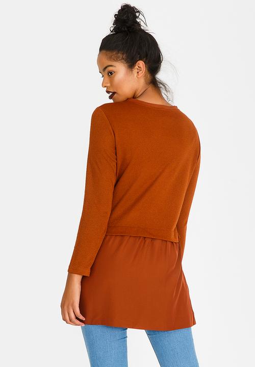 G Couture - Shimmer Detail Top with Buttons Rust