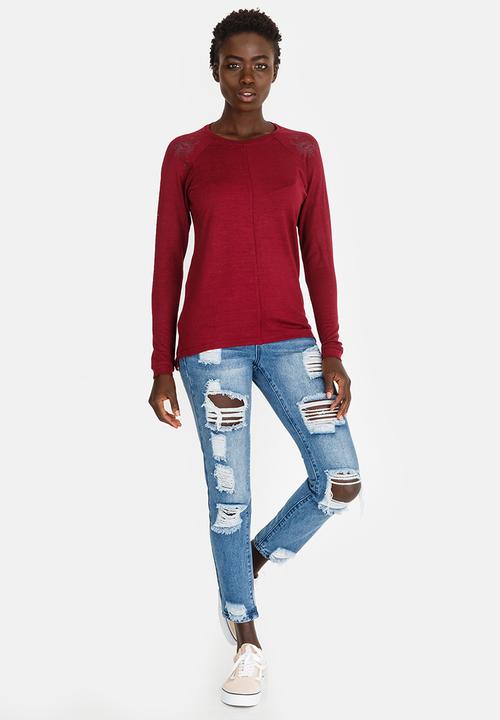 Lizzy - Lisbet Embroidered Top Burgundy