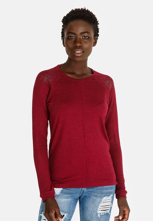 Lizzy - Lisbet Embroidered Top Burgundy