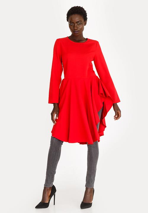 Revenge - Drape Detail Fitted Top Red