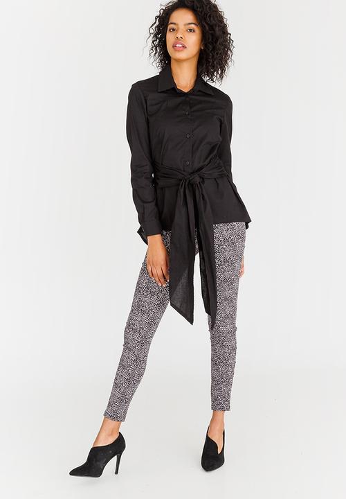 edit - Long-sleeve Button Down Shirt with Ties Black