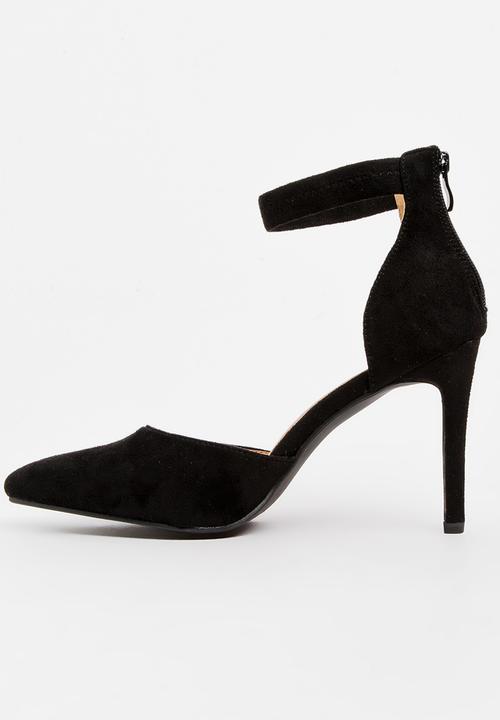 Jada - Ankle-strap Court Heels Black