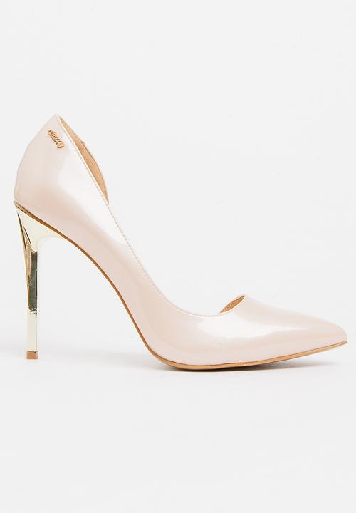 Cherry Collection - Patent Pointy Courts Nude